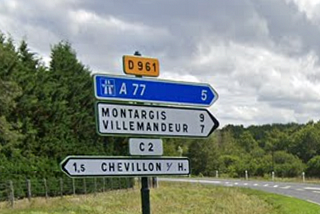 A 1-minute way to geolocate road signs that show the distance to the nearest cities