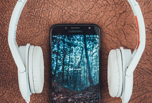 How to Choose the Ultimate Headset For Your Smartphone?