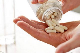 What New Research Studies Really Have to Say About Multivitamins