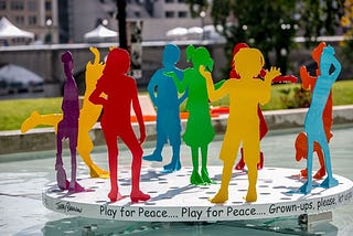 Play for Peace: The Message Behind Jeffrey Breslow’s 2017 ChiTAG Sculpture