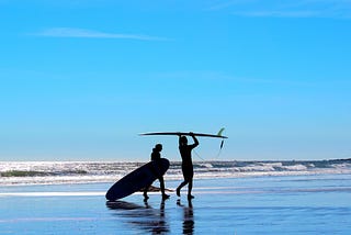 Holland Pierik: Event Planner, Surfer, & Graphic Design Student