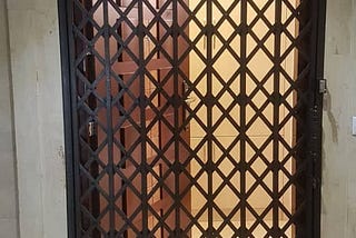 همه چیز درباره درب آکاردئونی