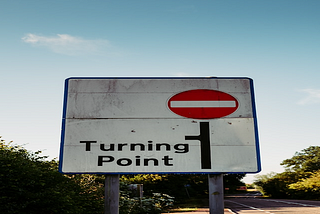 An turning point signboard