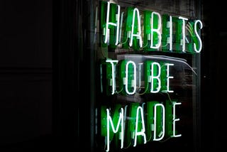 10 TINY HABITS THAT WILL TRANSFORM YOUR LIFE.