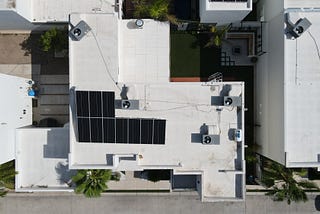 Beneficios de la energía solar para tu hogar: Ahorro y sostenibilidad