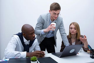 What are the benefits and drawbacks of using employee monitoring software?