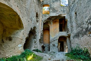 Il castello abbandonato di Maddaloni