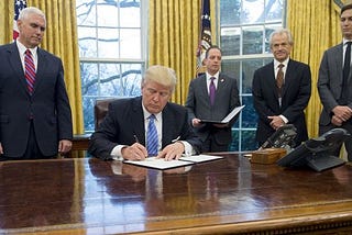A qué ocho países Donald Trump bloquearía las visas para inmigrantes