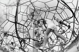 消失的游乐场 — The Playground Yesterday