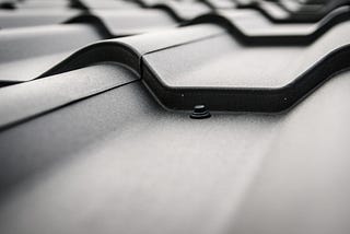 Essential features of a quality roof replacement service from a local roofer near me