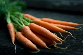🥕 The Carrot and the Stick: Behaviours Based on Negative and Positive Emotions