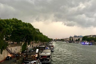 Le Paris En Bref. The 4 Day Solo Traveler Story