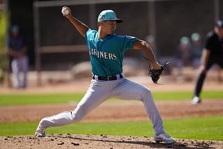 Mariners Select RHP Blas Castano from Triple-A Tacoma
