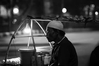 Bapak Penjual Kerak Telor