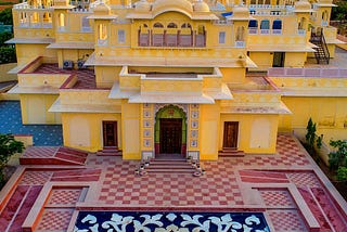 Which is the best resort in Kukas, Jaipur?