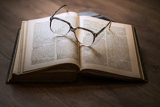 1000 Books Every CS Major Should Read