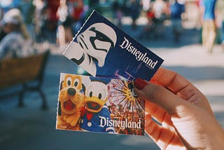 Spoiled Californian Disneyland Annual Passholders