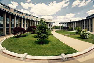 Cross-registering at Olin