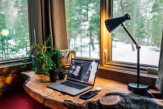 How to Work at Home Amid Coronavirus Outbreak (Lessons From a Freelancer)