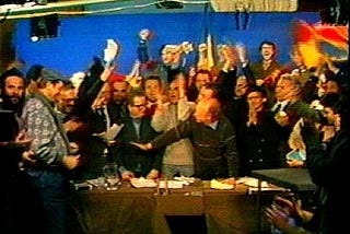 Happenings as Politics: From Allan Kaprow to the Romanian Revolution