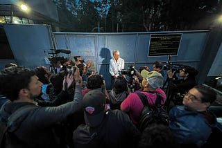 Jose Rubén Zamora recuperó su libertad y deja atrás la cárcel militar Mariscal Zavala