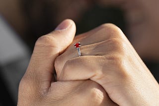 5 Tips for Buying an Authentic Ruby Engagement Ring