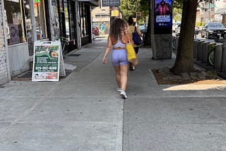 The sound, smell and the pedestrians carrying cotton shoulder bags