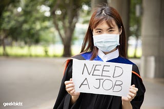 5 Best Strategies for Overcoming Employer Bias Against New Graduates — Geekbidz