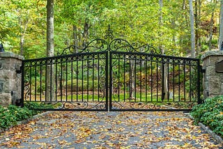 Comparing Automated Driveway Gates: Swing, Moving, and Bi-Folding Options