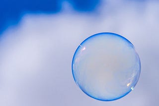 Cosa accade fuori dalla bolla