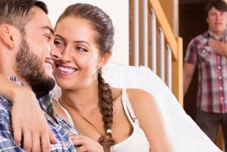 How I Spy On My Wife Phone, Read Her Text Anonymously and Getting to Know She’s Cheating On Me.