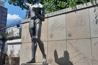 Irmãos de Antígona