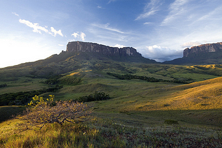 Kukenan Tepui and Mt Roraima at sunset, Canaima National Park, Venezuela