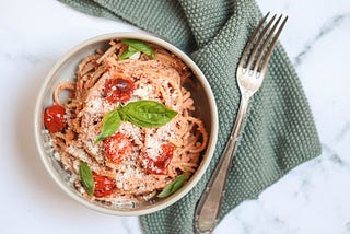 Creamy Roasted Tomato & Garlic Pasta