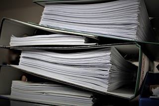 Supercharged Information Synthesis: CDS Alum Teaches AI Models What Information Actually Matters