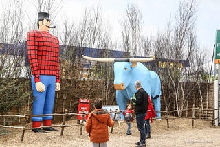 Paul Bunyan Pays a Visit to France