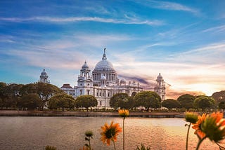 Kolkata: The City of Joy’s Best Attractions and Eateries