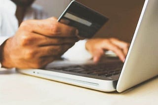 O Efeito dos Feriados e Fins de Semana nos Processos de Pagamento