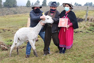 Mujeres que impulsan la conservación y el desarrollo de sus comunidades