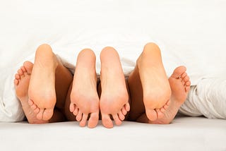 3 Terrible Reasons to Have a Threesome