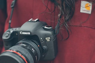 6 Fotógrafos retratan la misma persona de maneras diferentes