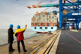 Shipping: Ocean freight or air freight?
