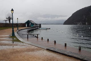 Lake shores in gloomy weather.