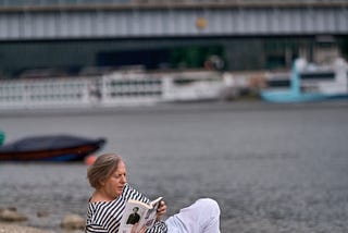 Gazmend Freitag an der Donau Linz