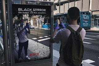 Netizen takes a photo of the strategic ad Black Mirror did, in line with the current pandemic crisis.