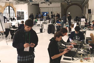 Hackathons 101: for designers.
