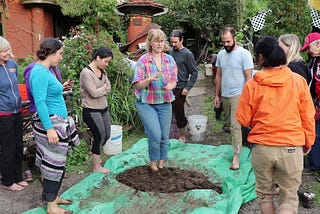 Frances Michaelson Shows Us Her Cob-Building Techniques