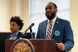 Kentucky Folk Musicians Endorse Charles Booker for U.S. Senate
