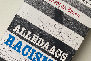 ‘Alledaags racisme’ is een boek waar we als samenleving nog veel van kunnen leren