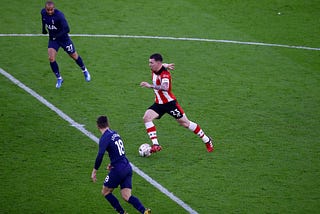 O cão de guarda chegou: como joga Pierre-Emile Höjbjerg